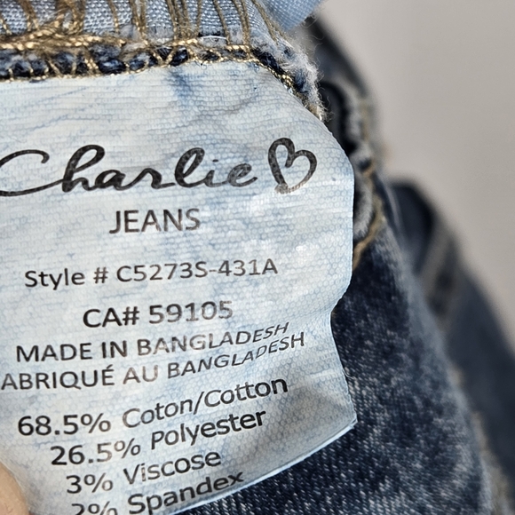 Charlie B Stretch Layered Frayed Fringe Hem Blue Denim Ankle Jeans Size 6 - Picture 12 of 14